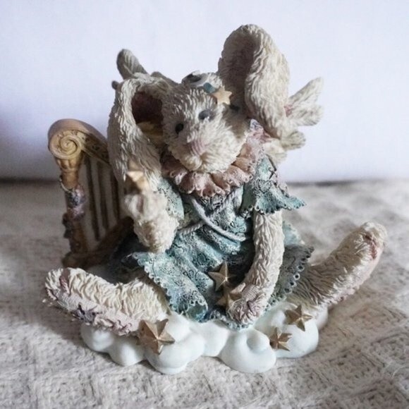 Boyd’s Bears & Friends Figurine Celeste ... the Angel Rabbit Style #2230 1993 - Picture 8 of 10